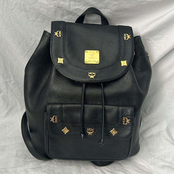 MCM Black leather backpack 🔥 - Picture 3 of 12
